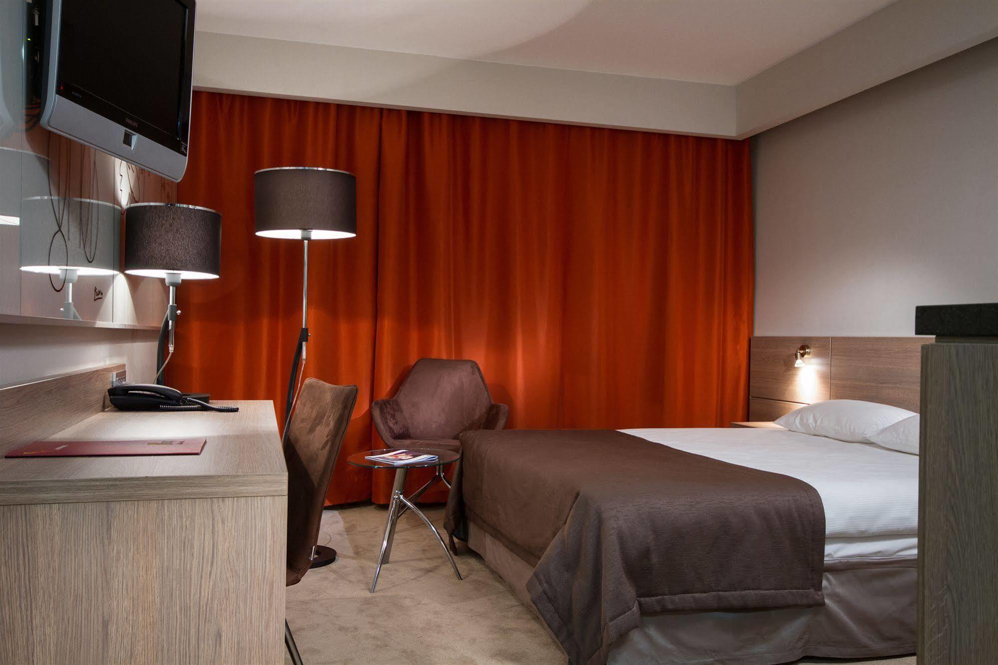 Hotel Hp Park Olsztyn  Extérieur photo